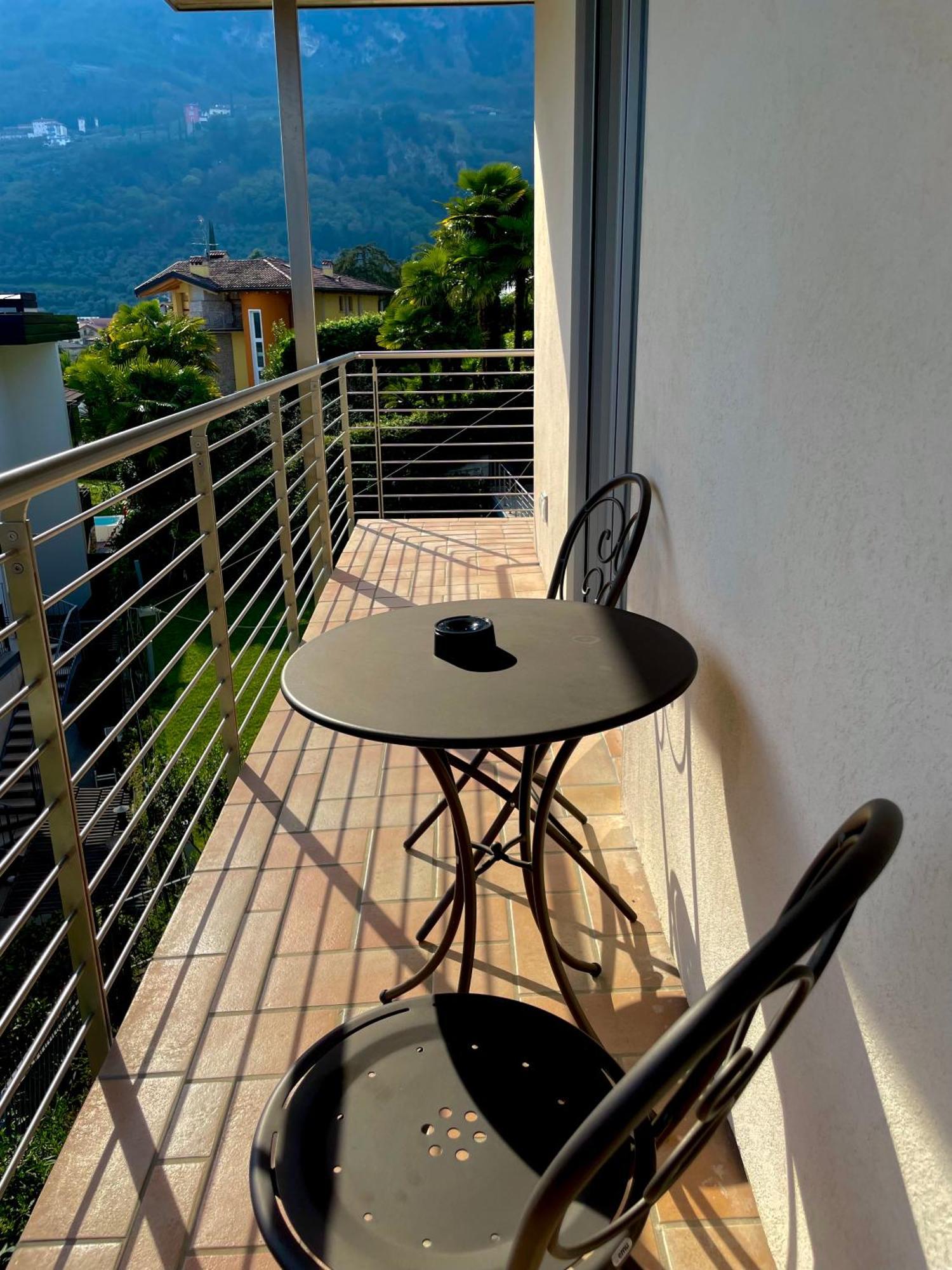 View & Chill Apartment Riva del Garda Eksteriør billede